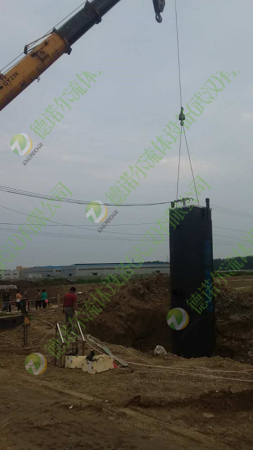 一體化預制泵站安裝現(xiàn)場