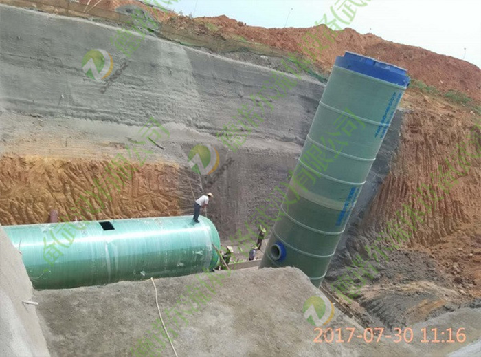 一體化預(yù)制泵站天河機(jī)場現(xiàn)場安裝圖