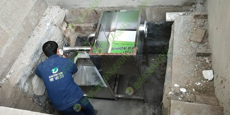 油水分離器現(xiàn)場施工圖