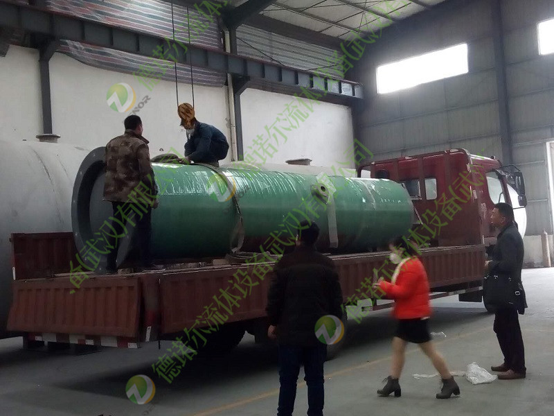 玻璃鋼一體化預(yù)制泵站實(shí)物圖